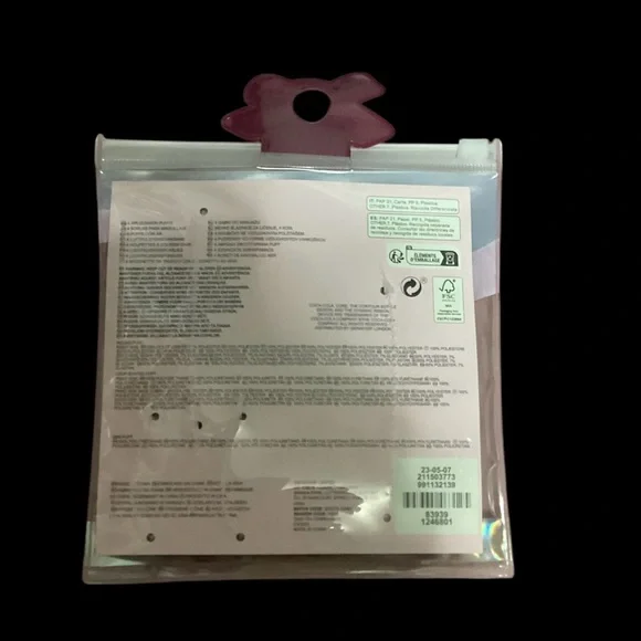 LIMITED EDITION CHERRY COKE MAKEUP PUFFS - Picture 2 of 2